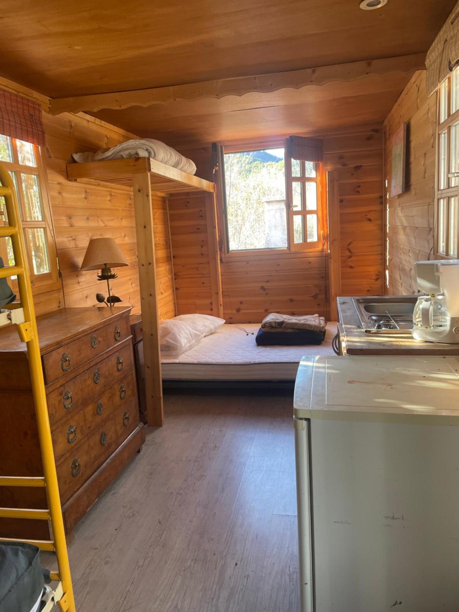 Hotel La Roulotte Chez Camille Veynes Exteriér fotografie